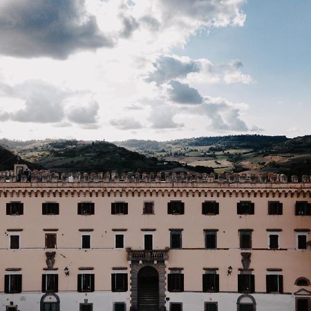 Отель Castello Costaguti Roccalvecce Экстерьер фото
