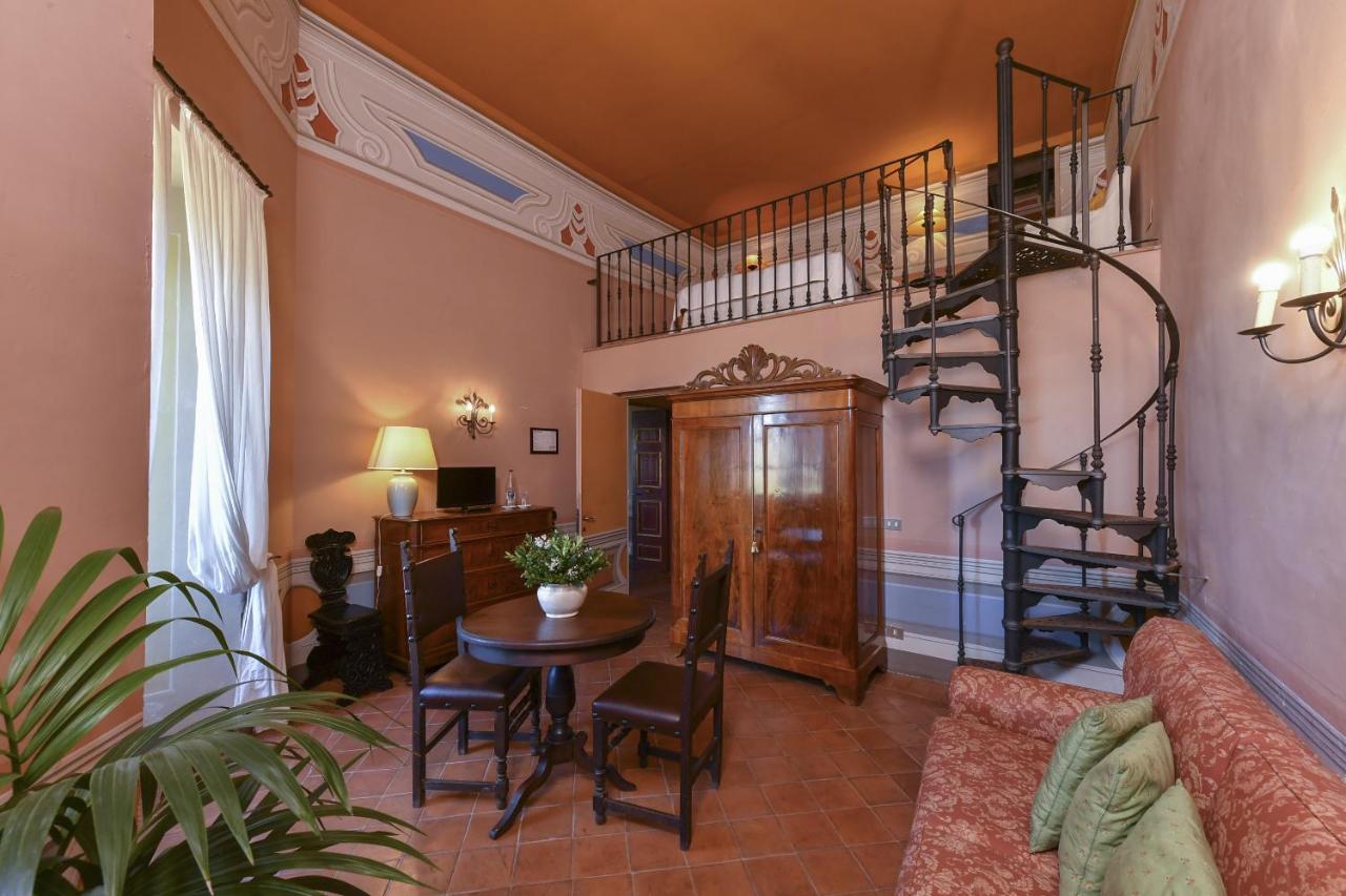 Отель Castello Costaguti Roccalvecce Экстерьер фото