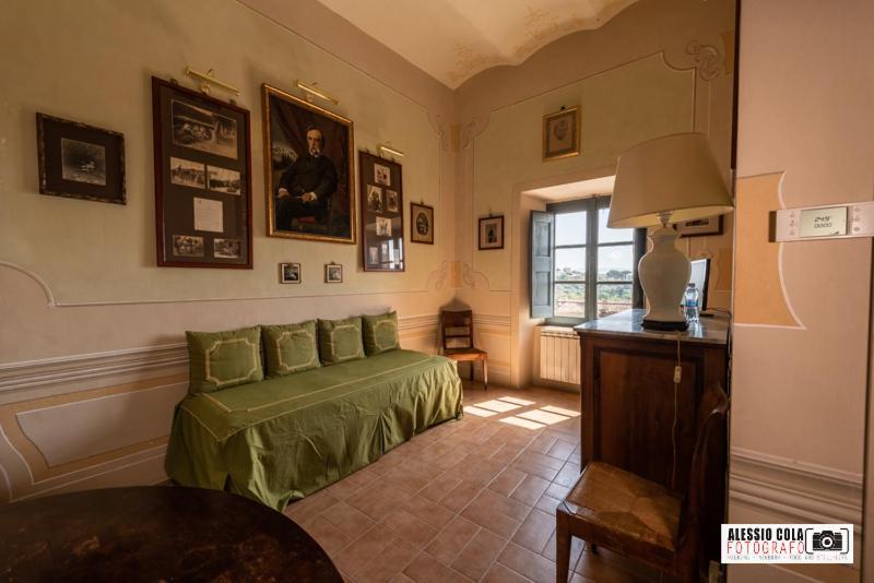 Отель Castello Costaguti Roccalvecce Экстерьер фото